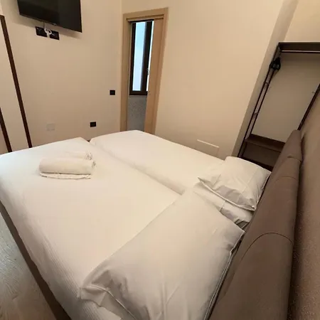 Le Stanze Del Duca Pensión 3*